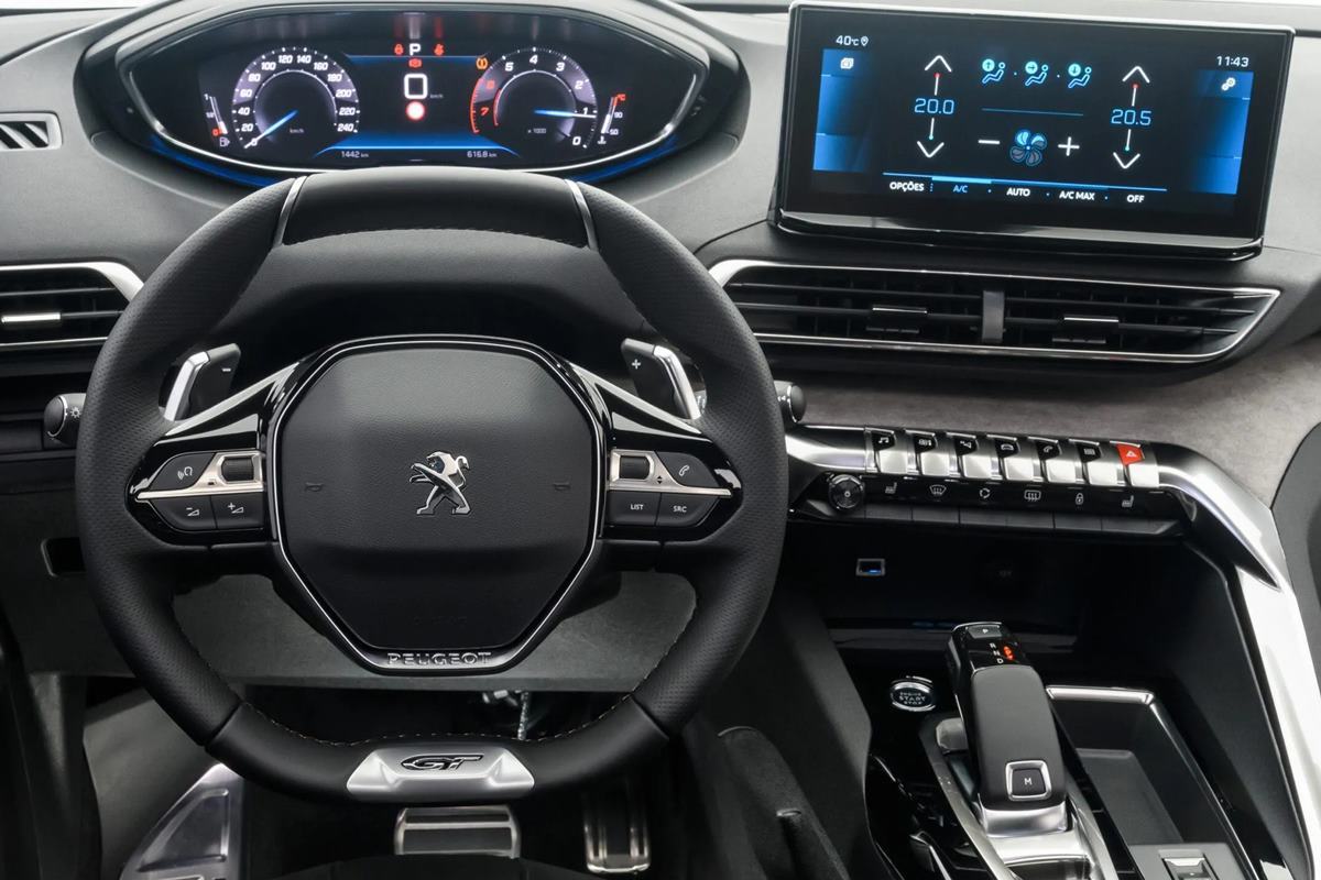 푸조 3008 인테리어 사진 출처 = 'Mopar Insiders'.jpg