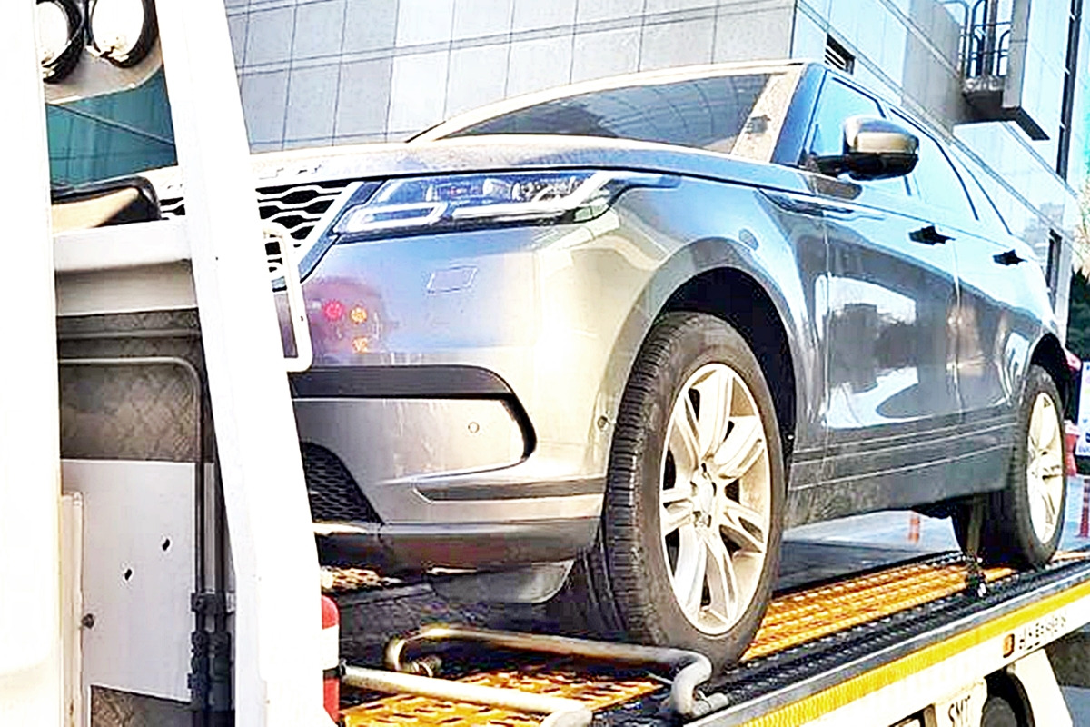 range rover velar.jpg