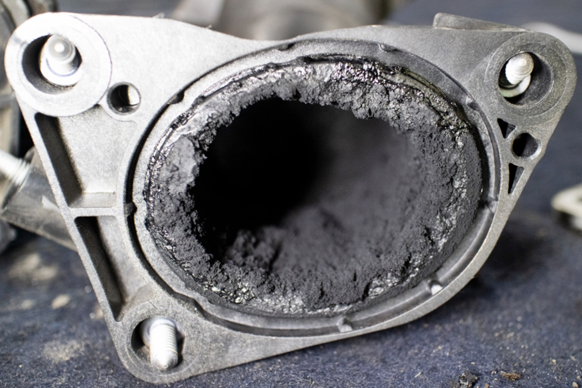 5_이물질 낀 흡기 부품_클리앙.jpg