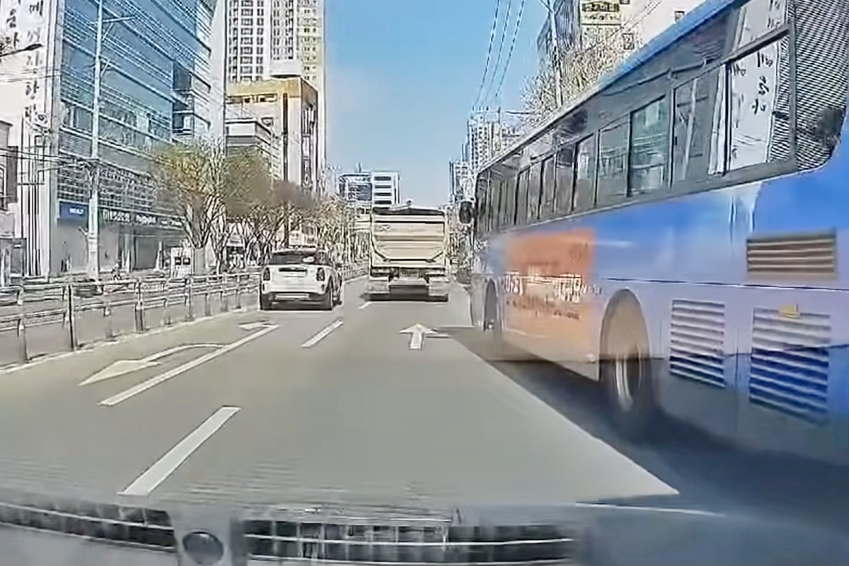 2_유튜브 채널 '그것이 블랙박스'.jpg