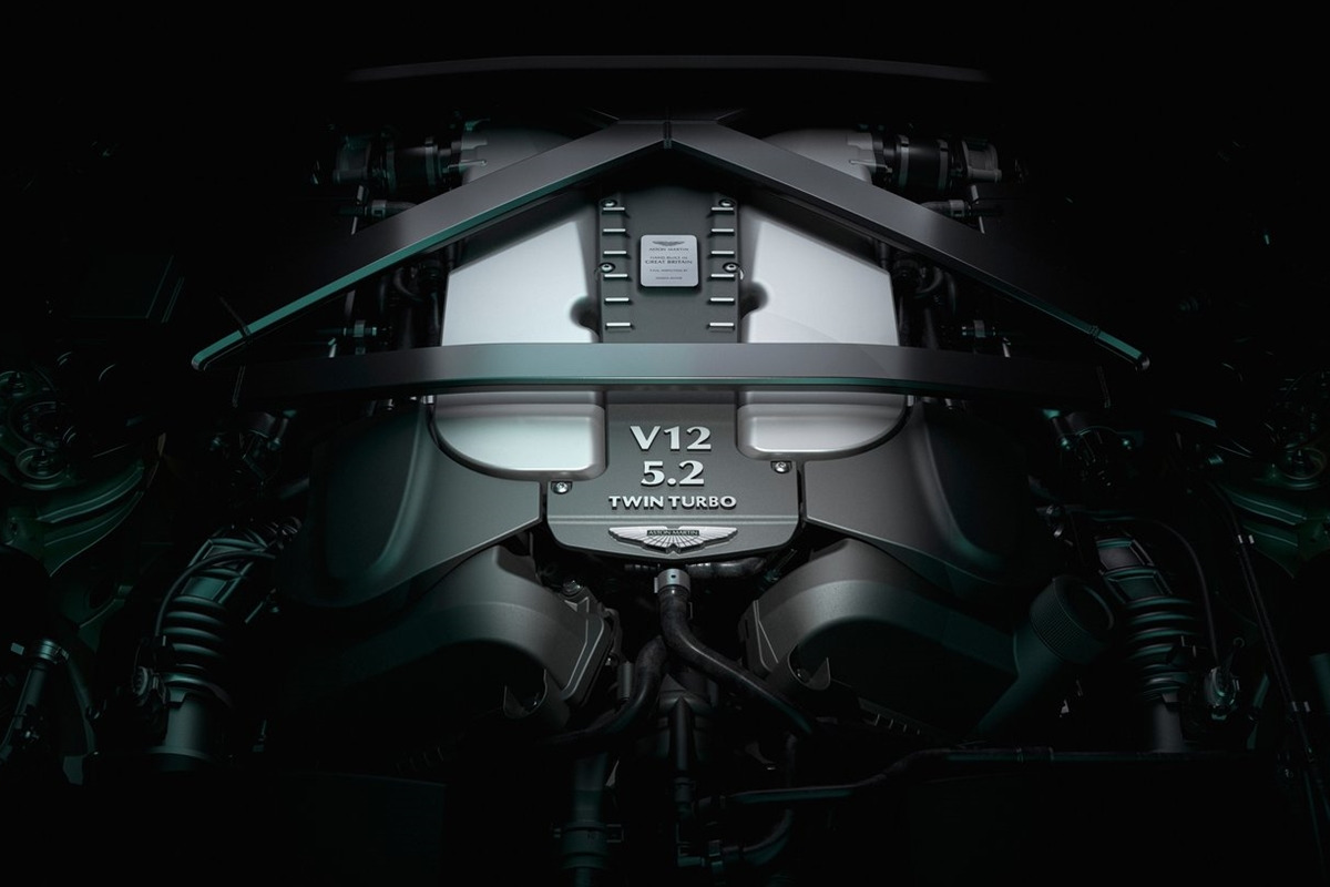 Aston_Martin-V12_Vantage-2023-1280-0c.jpg