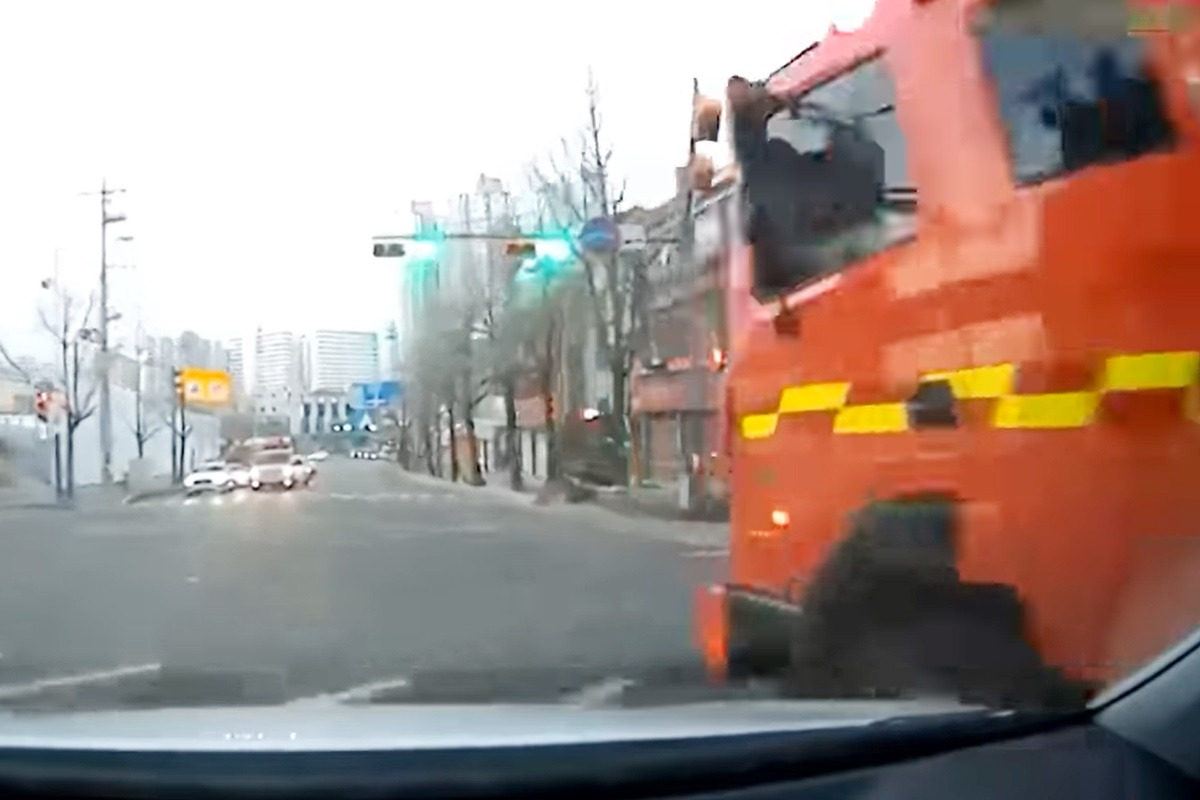 한문철소방차사고 2.jpg