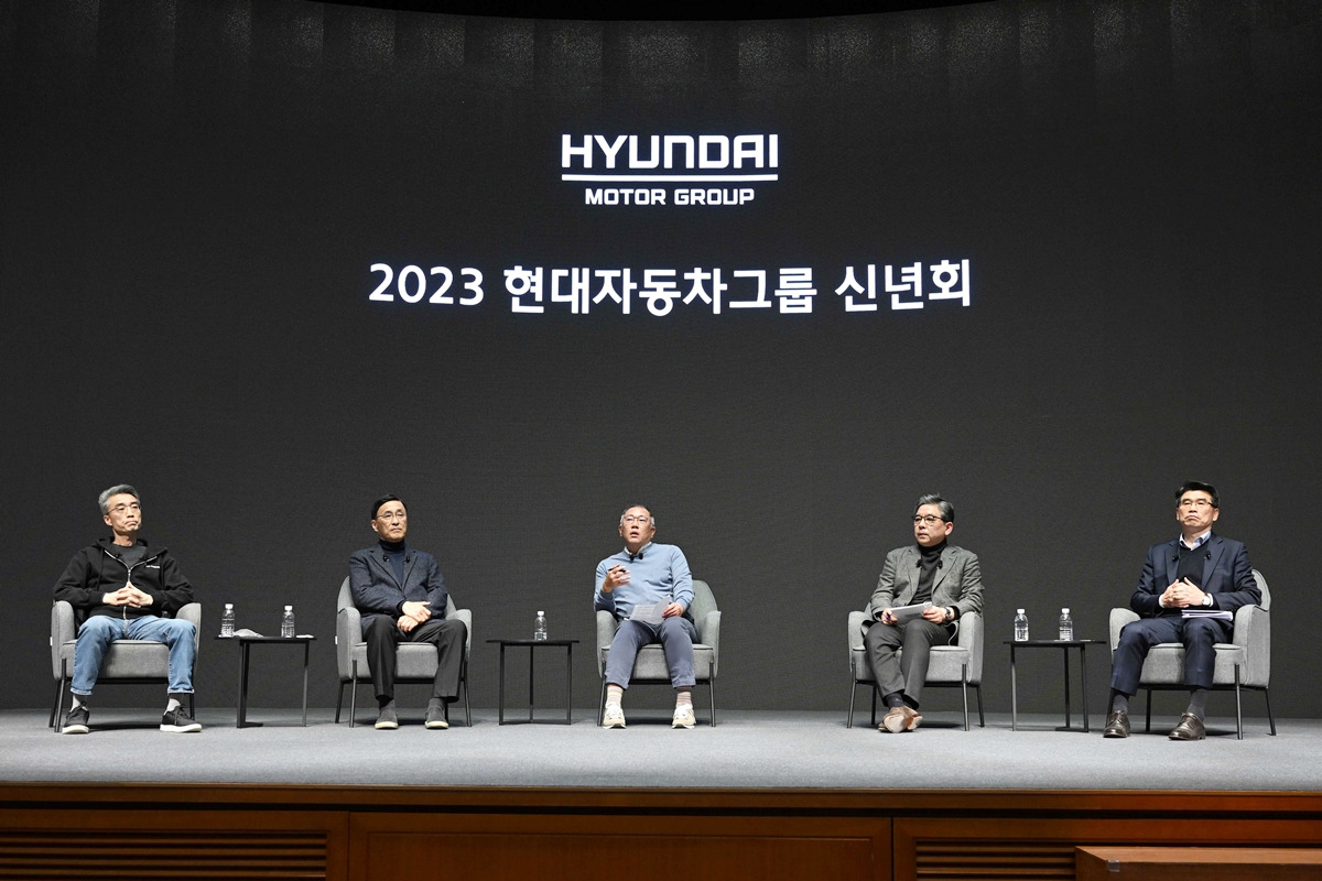 2_2023 현대차그룹 신년회_이코노믹리뷰.jpg