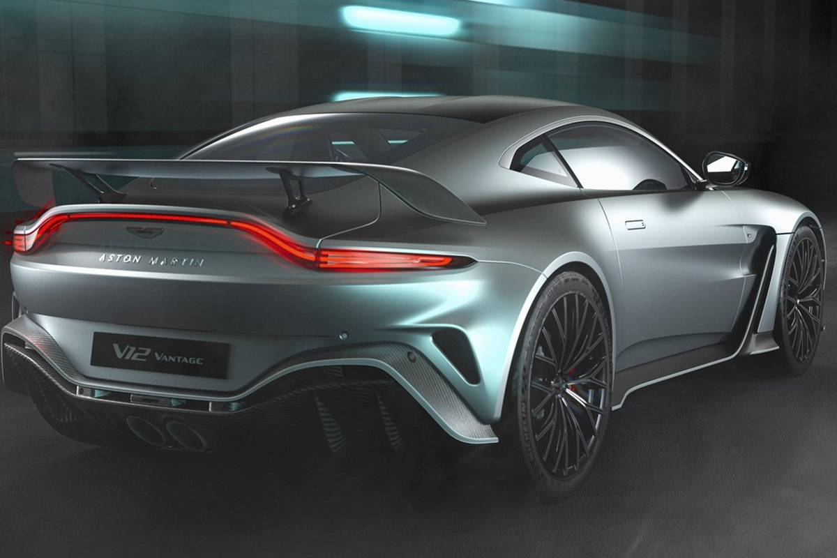 Aston_Martin-V12_Vantage-2023-1280-03.jpg