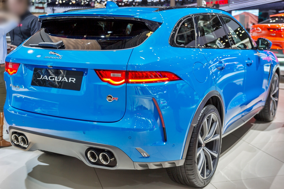 4_재규어 F-페이스_Wikipedia.jpg