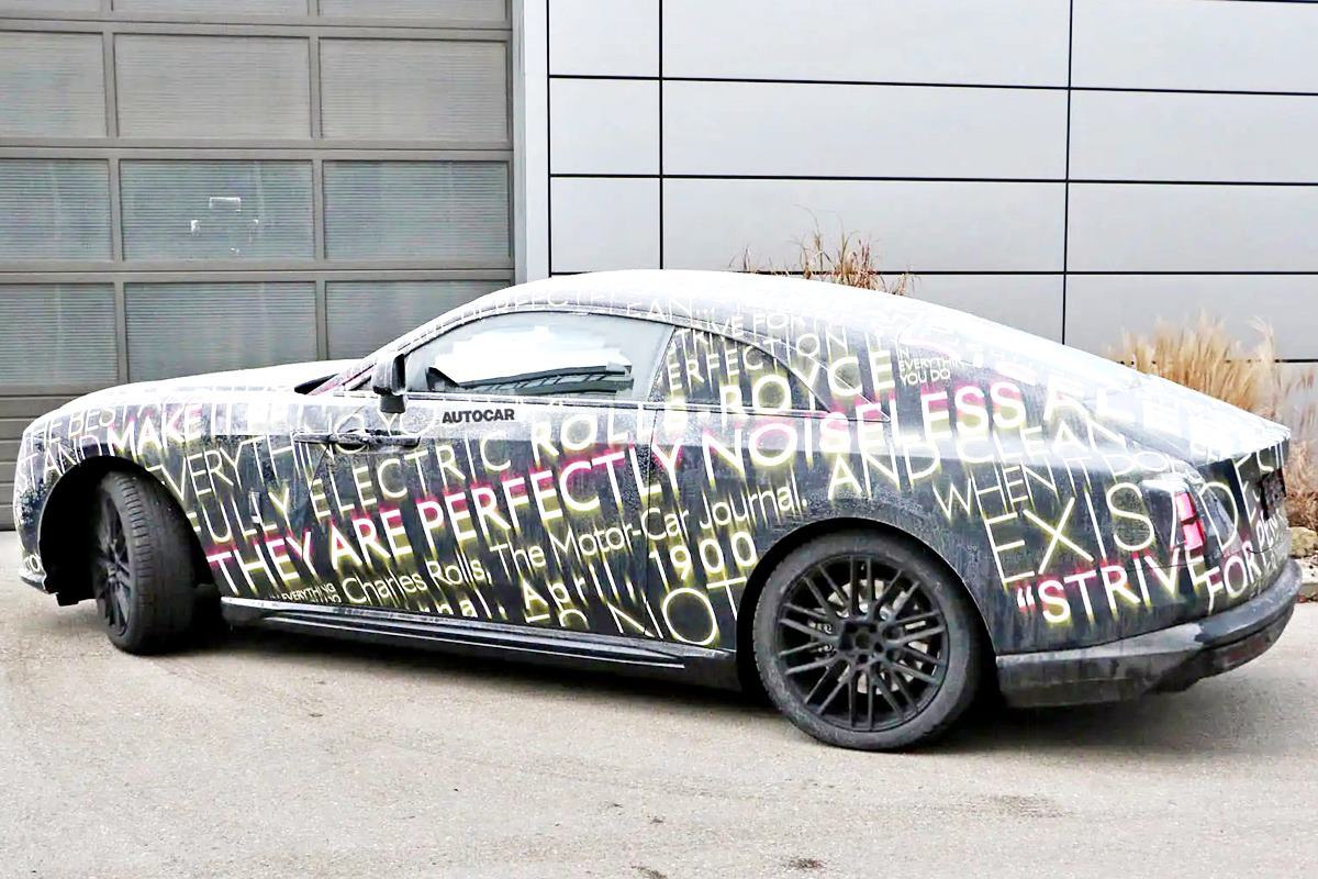 롤스로이스 스펙터  Autocar.jpg