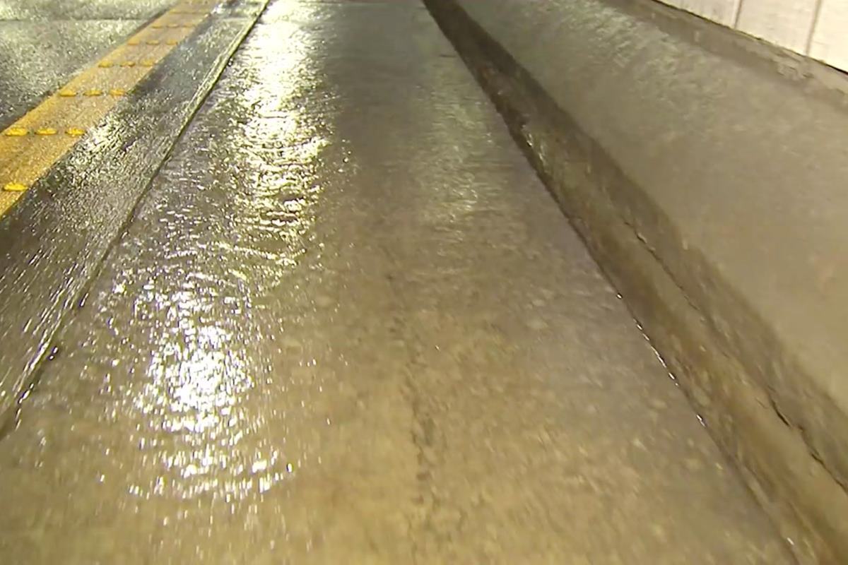 보령 해저터널 결로 현상 사진 출처 = '대전지방국토관리청'.jpg