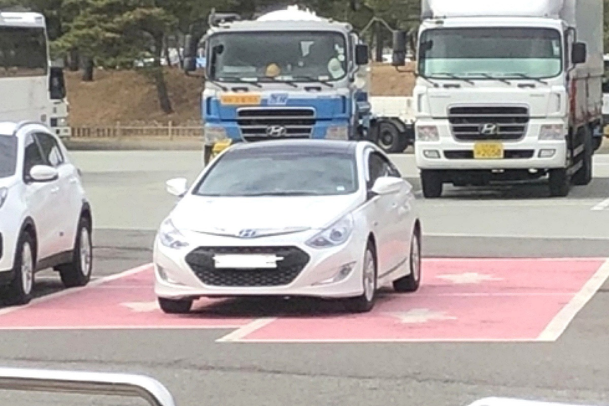 주차장_여성전용3.jpg