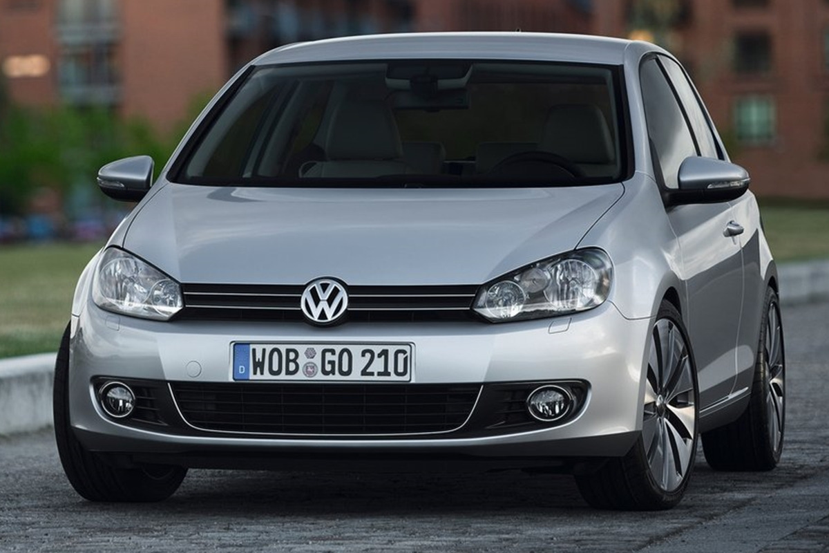 Volkswagen-Golf-2009-1280-16.jpg