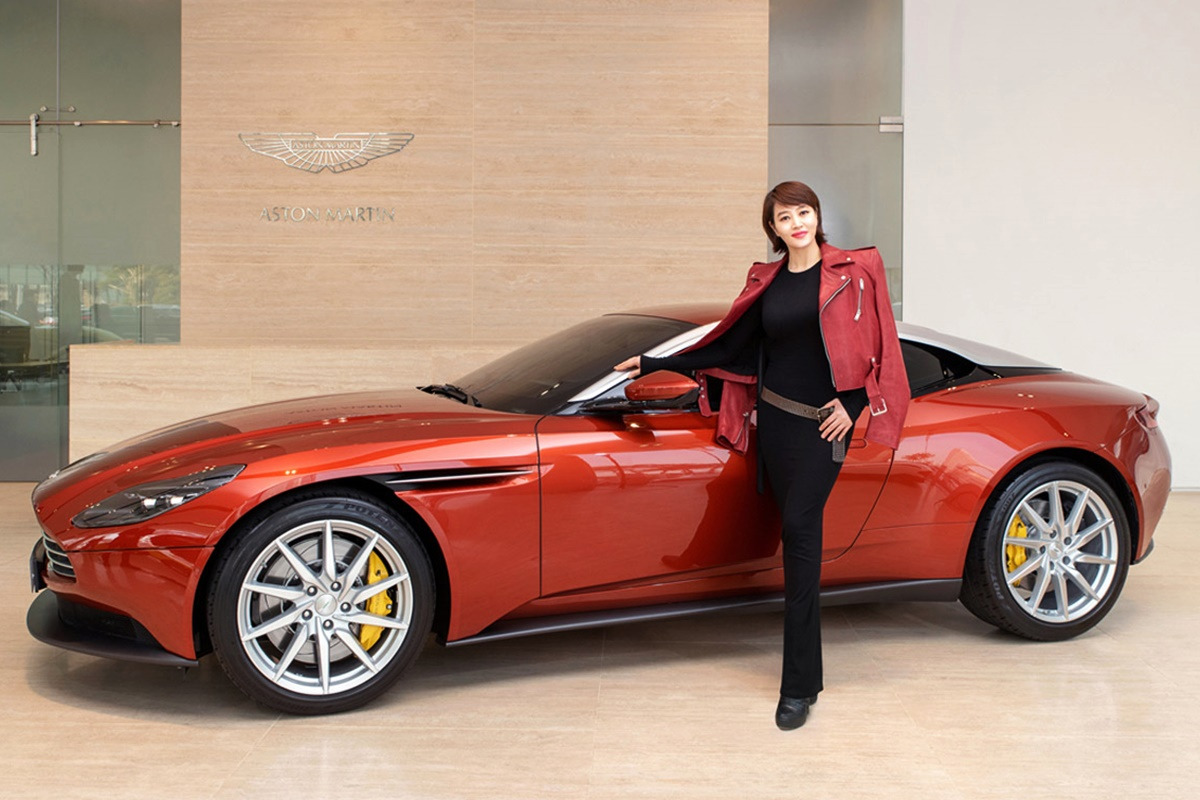 김혜수 자동차 2.jpg