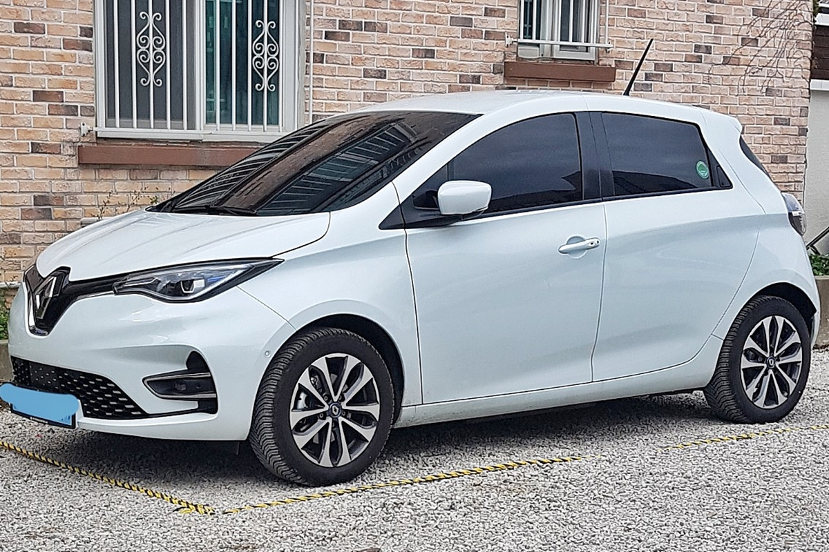 6_르노 조에_네이버 남차카페 '제주IIhgm'님.jpg