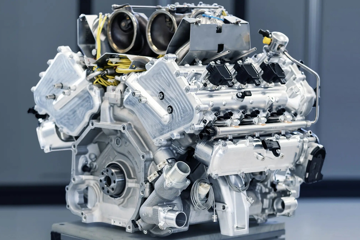 2_애스턴마틴 발할라 엔진 유닛_Aston Martin.jpg