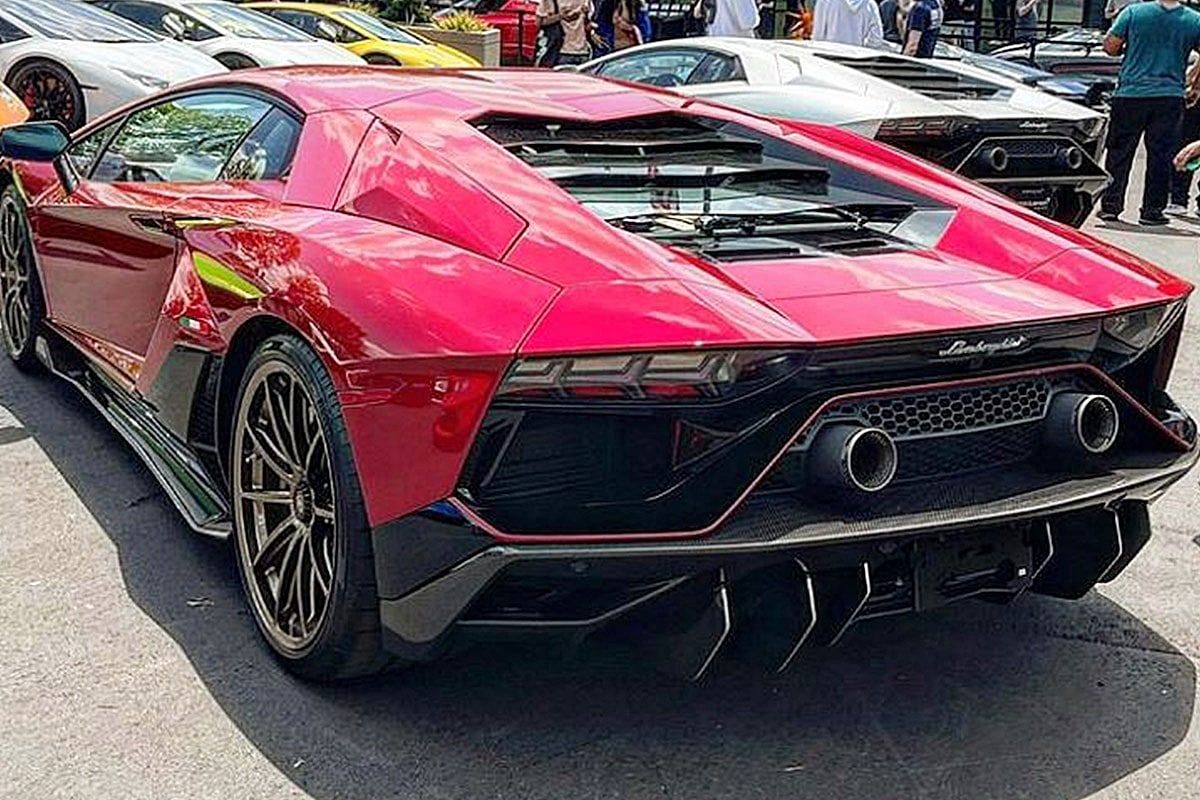 람보르기니 엔진.jpg