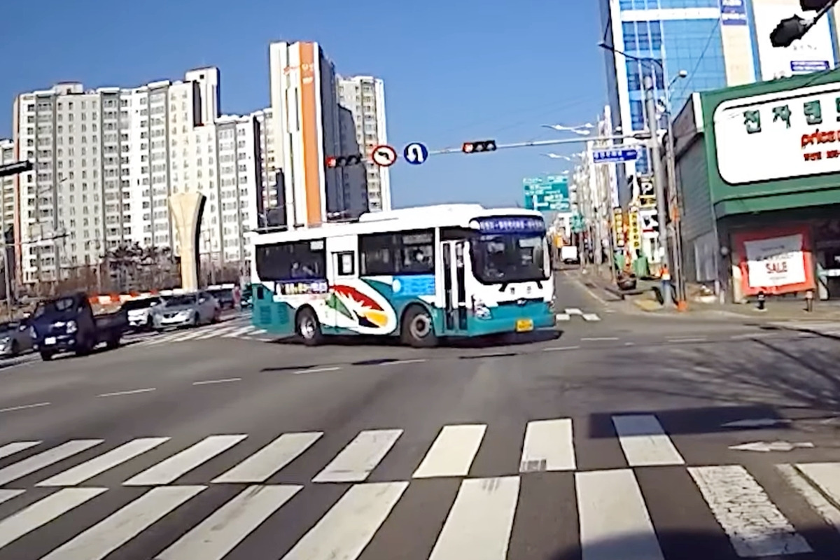 1_유튜브 채널 '한문철 TV'.jpg