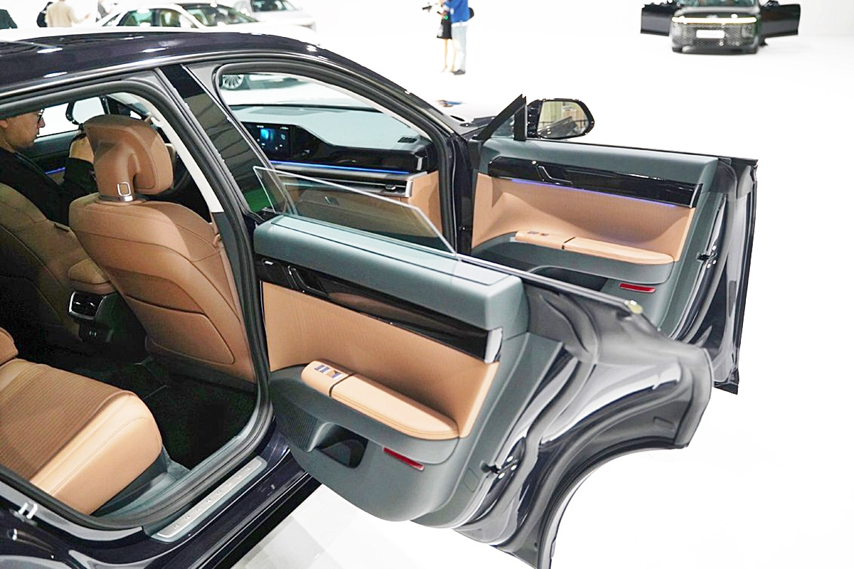 그랜저 창문.jpg