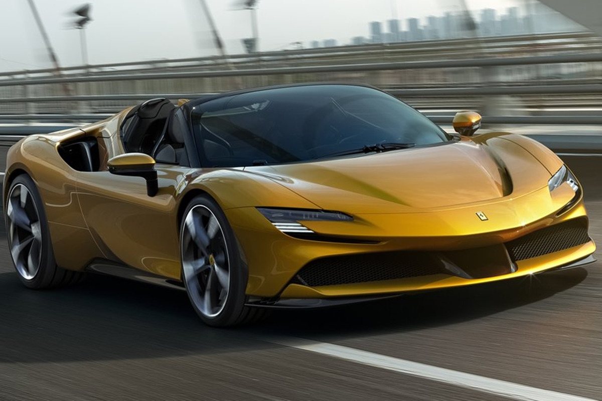 Ferrari-SF90_Spider-2021-1280-01.jpg
