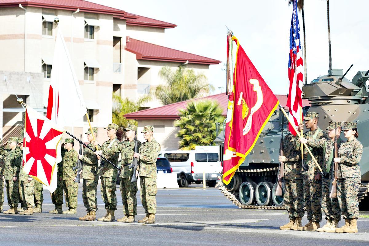 미군과 일본 자위대의 훈련 USNI News.jpg