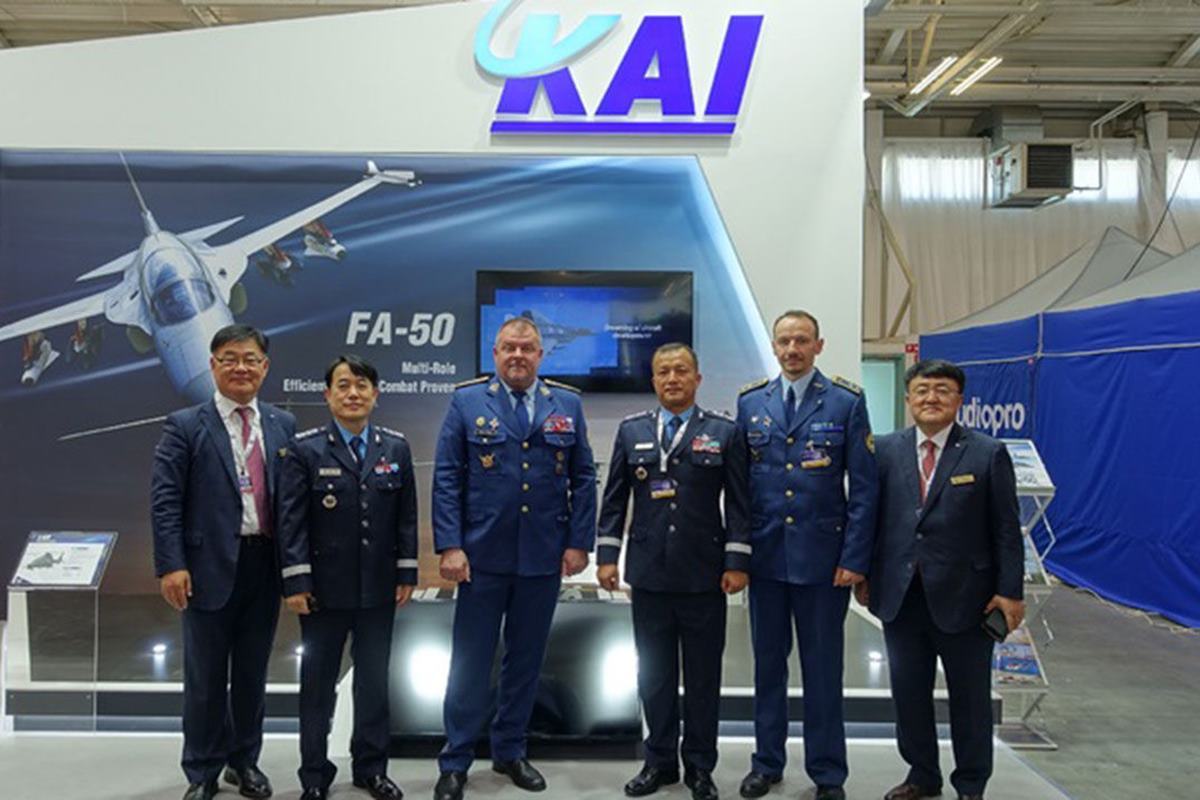 슬로바키아 공군사령관.jpg