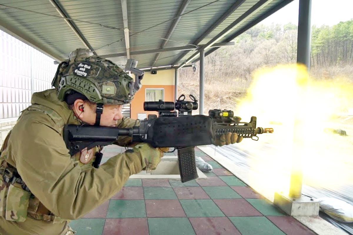 K1A기관단총 유튜브 유용원의 군사세계.jpg