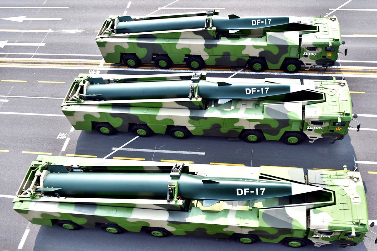 중국의 둥펑17 시사주간.jpg