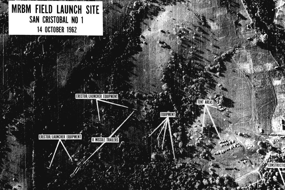 U-2 정찰기가 촬영한 쿠바 핵미사일 기지.jpg