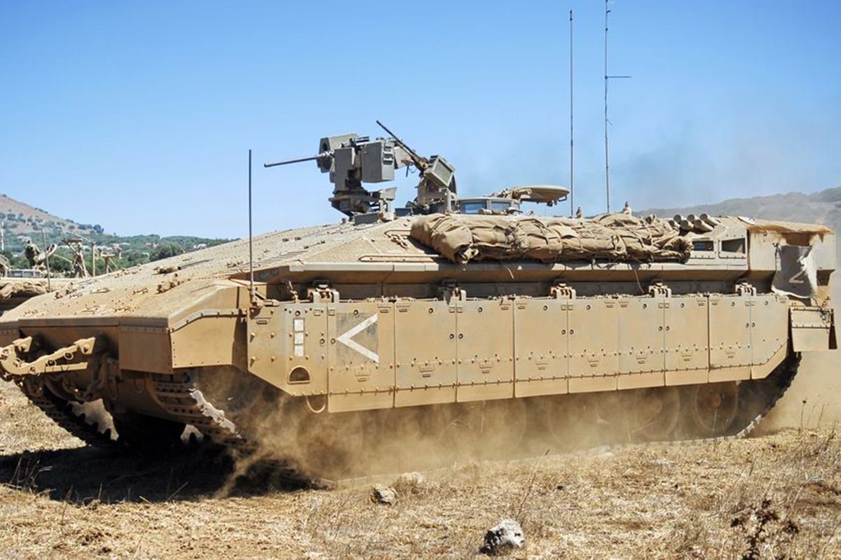 이스라엘 나메르 장갑차.jpg
