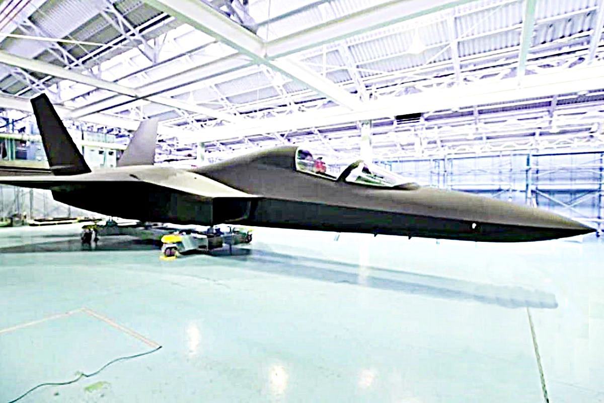 F-3 목업 모델.jpg