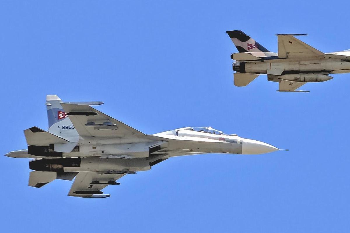 베네수엘라 공군 F-16.jpg