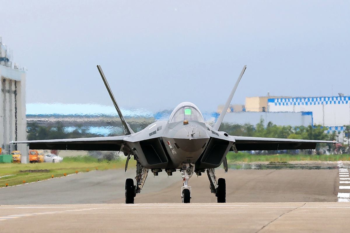 KF21 조선일보.jpg