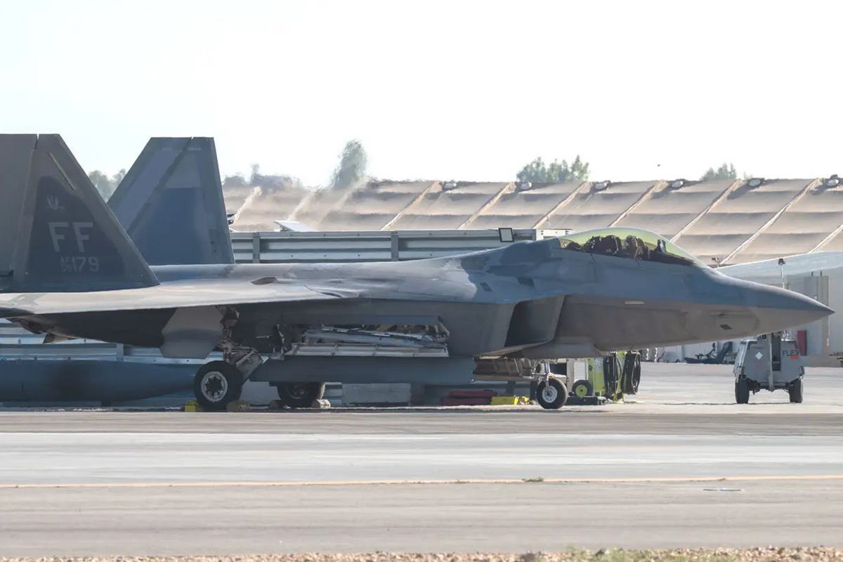 시리아에 배치된 F-22 전투기 사진 출처 = 'The Drive'.jpg