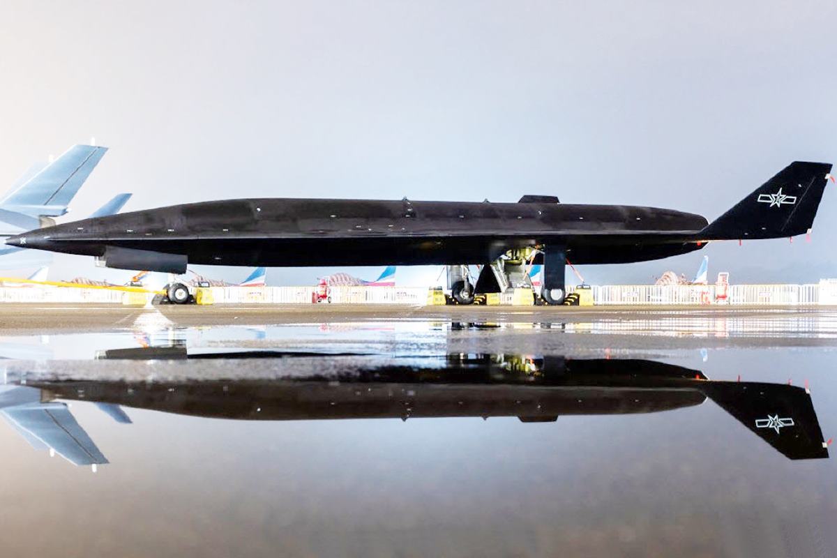 WZ-8 고고도 정찰 드론.jpg