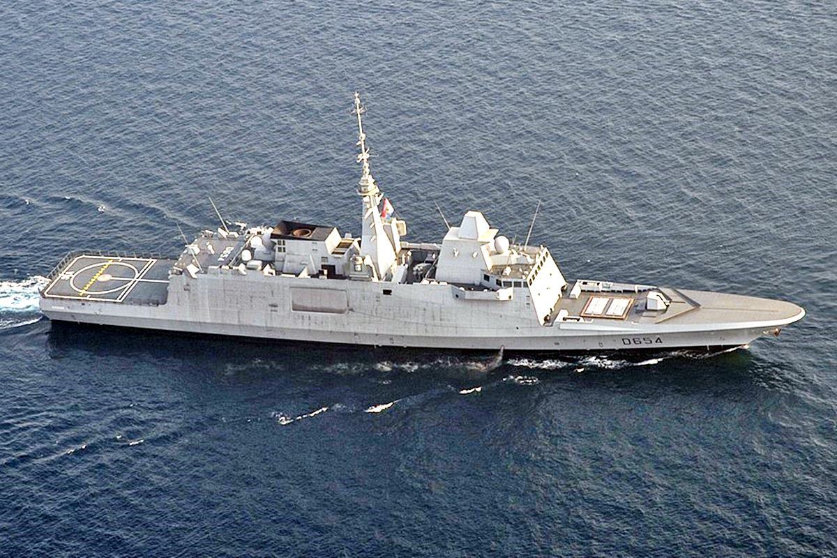 프랑스 오베르뉴급 호위함 위키백과.jpg