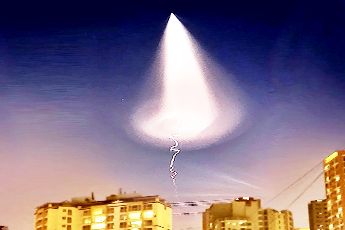 고체연료 발사체.jpg