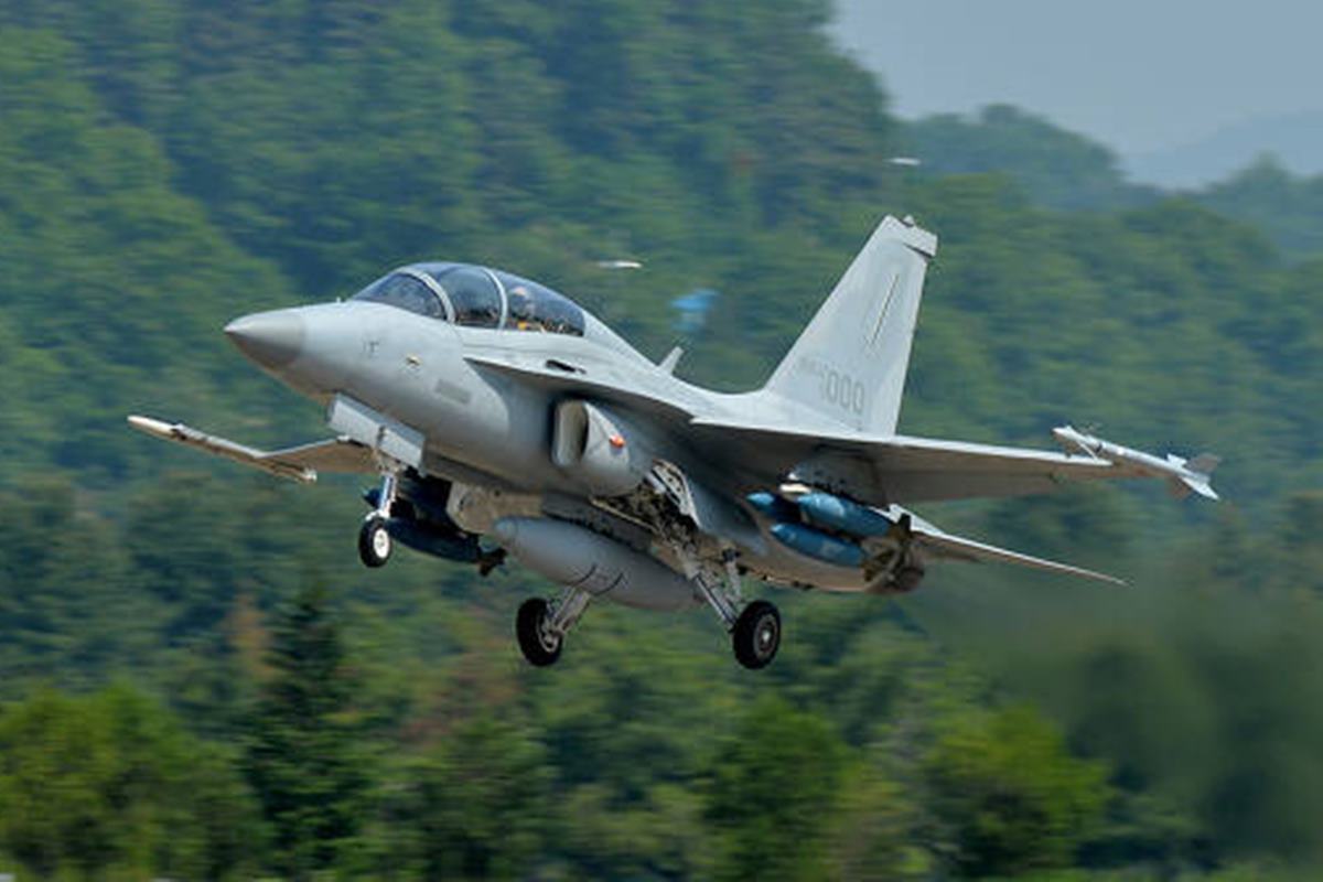 국방부 FA-50 경공격기.jpg