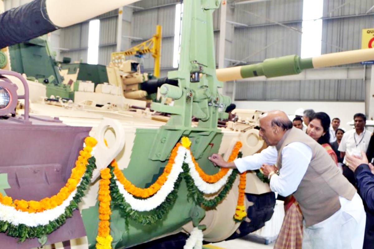 인도에서 생산 중인 K-9 India Today.jpg