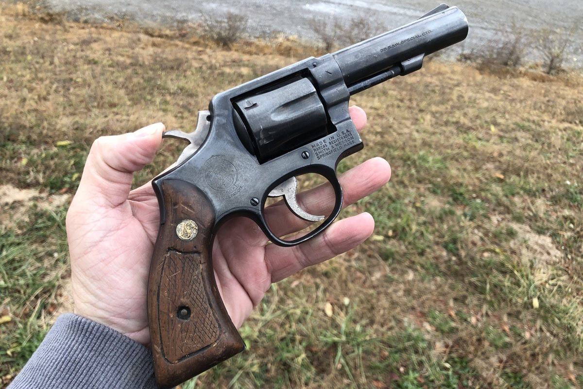 S&W M10.jpg