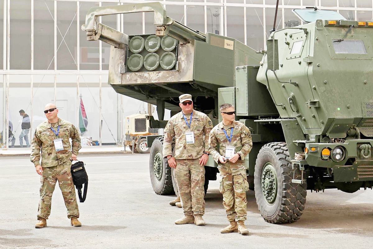 우크라이나로 보내진 미군의 하이마스 미사일.jpg