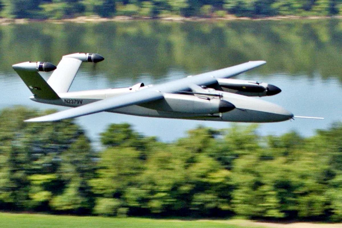 미군의 군용 드론 Defence Blog.jpg