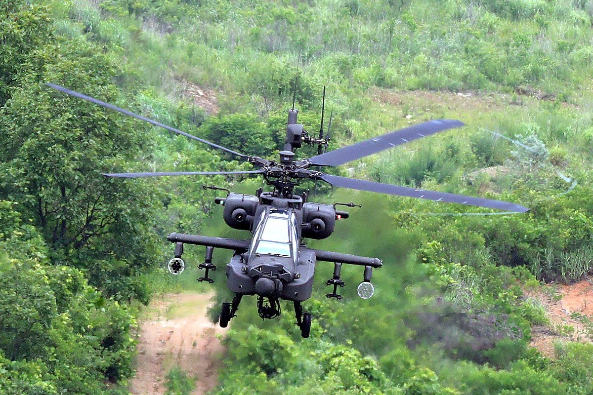 아파치 헬기.jpg