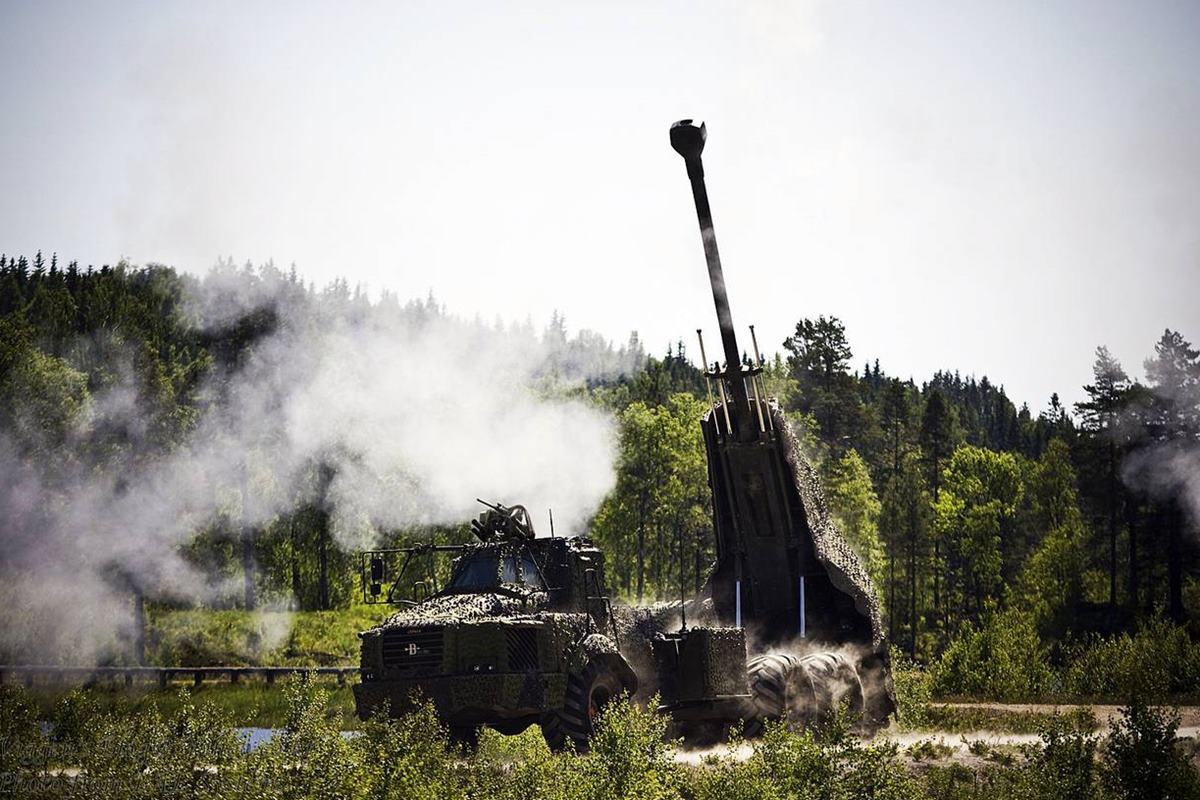 FH77 견인곡사포 TOPWAR.jpg