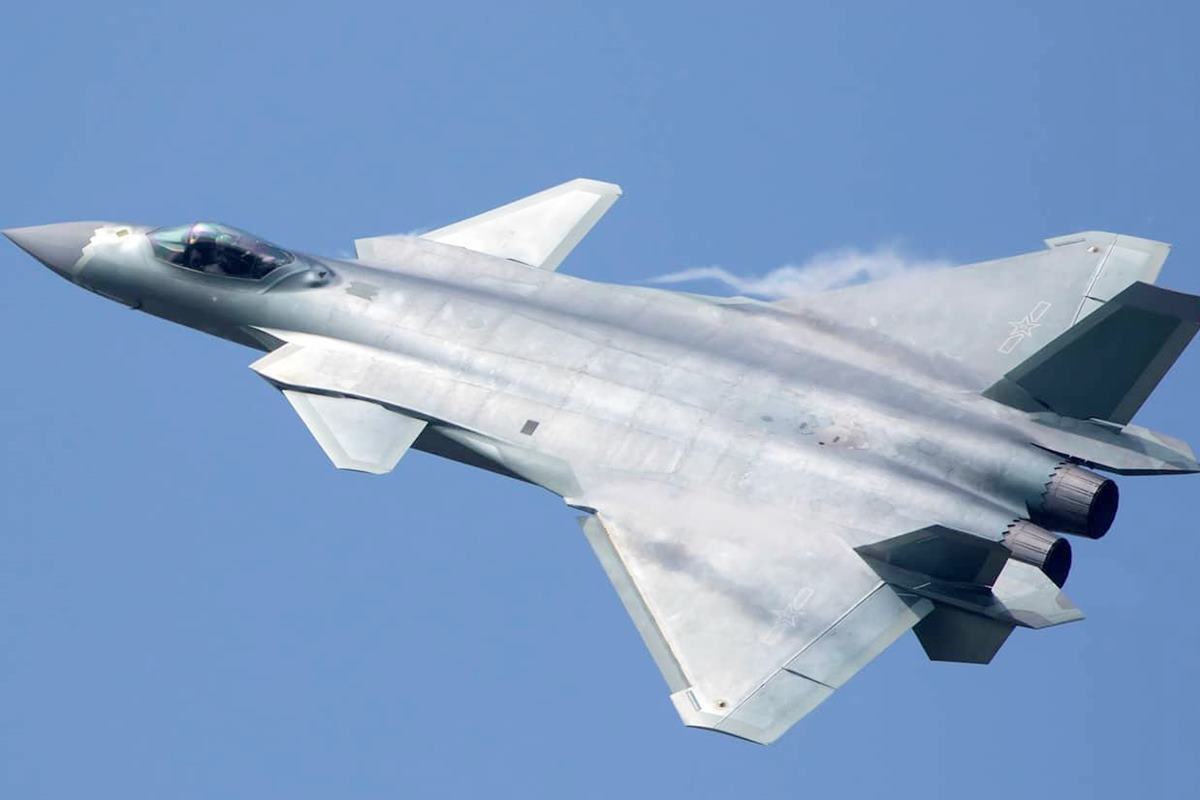 중국의 J-20.jpg