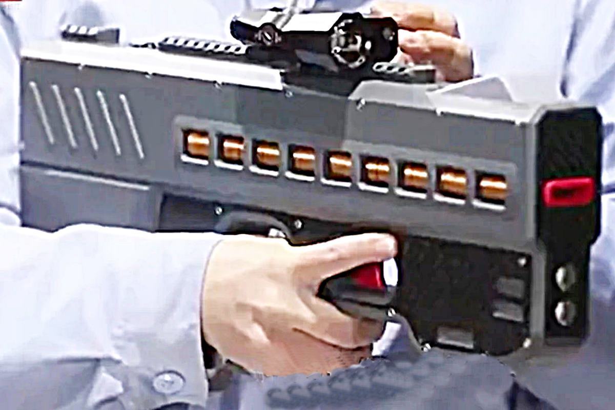 중국 전자기총 프로토타입 중국 중앙 텔레비전.jpg