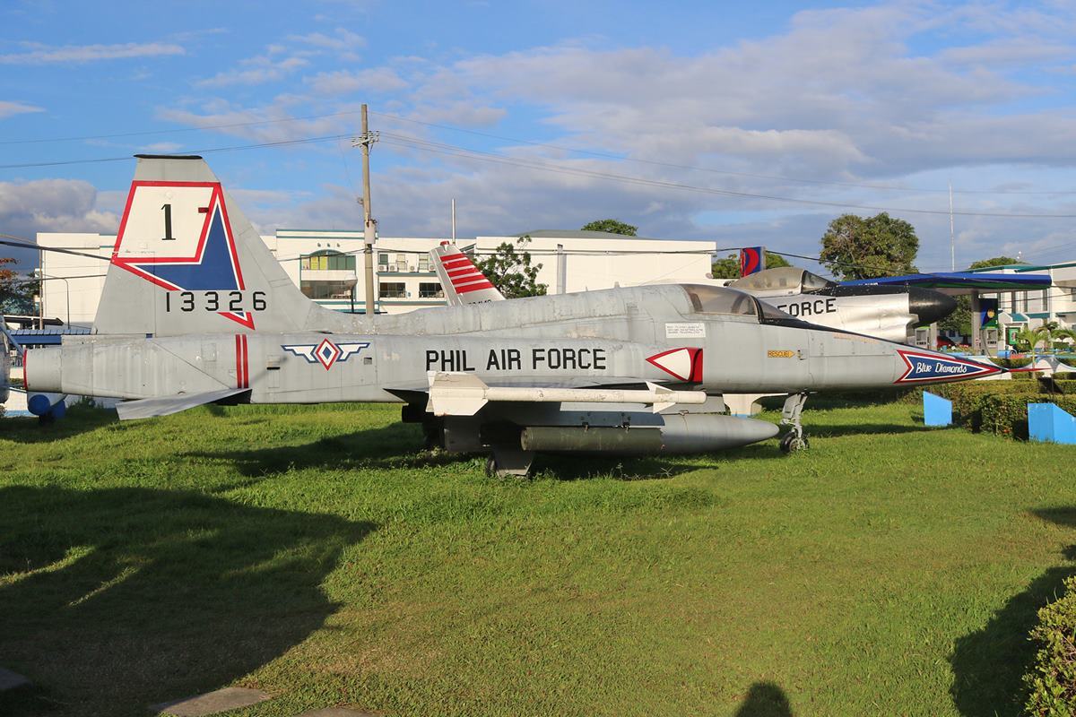 필리핀 공군 F-5.jpg