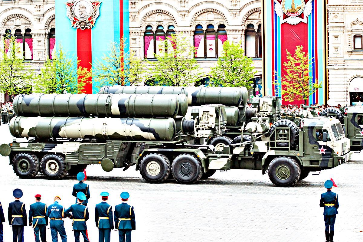 러시아의 S-400 미사일 Defence IQ.jpg