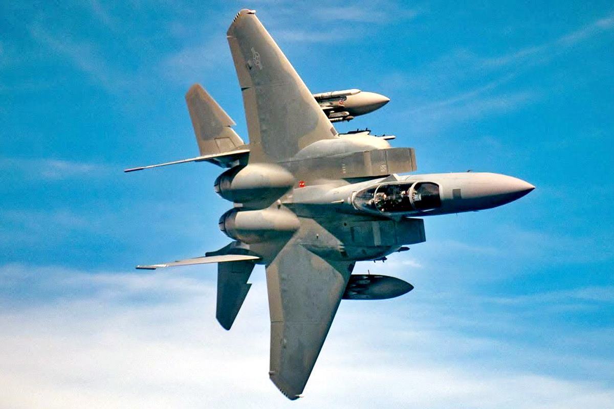 F-15 전투기 Youtube 유용원TV.jpg