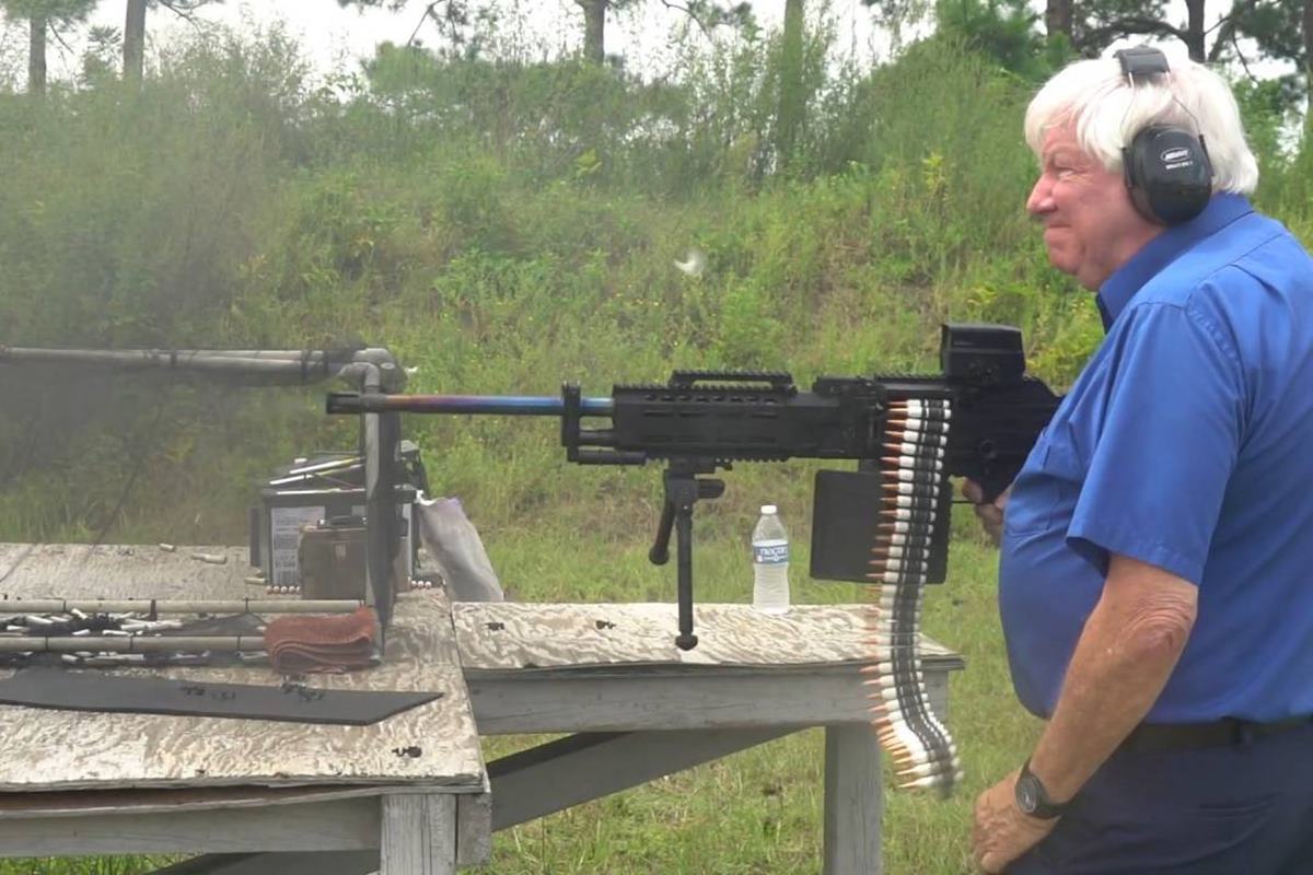 6.8mm 총탄을 사용하는 기관총.jpg