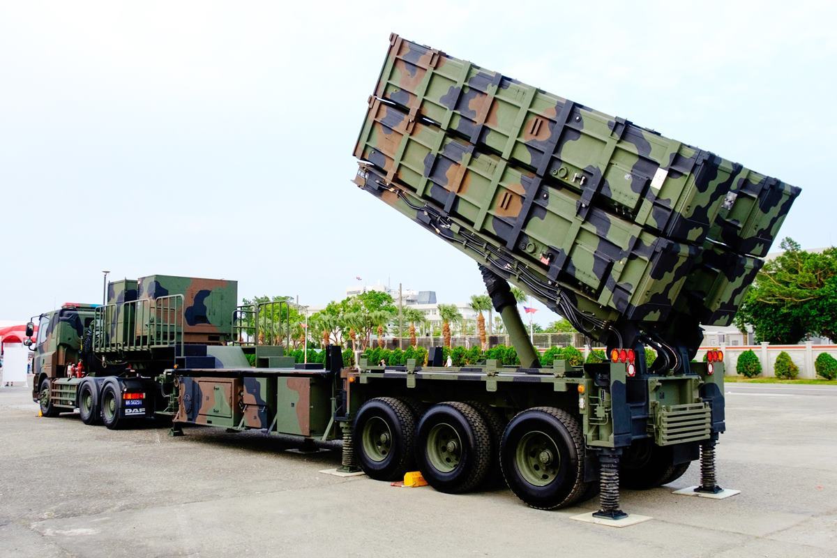 지상 발사형 하푼 대함 미사일 The Drive.jpg