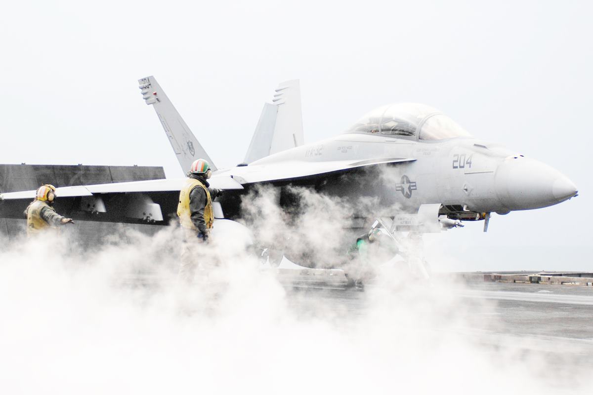 미 해군 FA-18 슈퍼 호넷.jpg