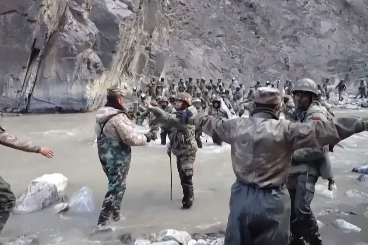 인도군과 중국군 사이의 국경 무력 충돌.jpg