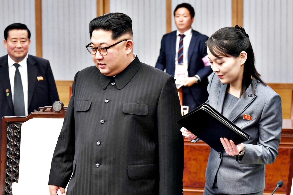 사실상 김정은의 비서실장인 김여정 경북일보.jpg